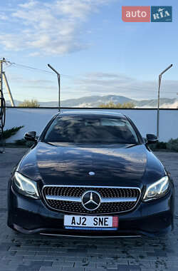 Седан Mercedes-Benz E-Class 2017 в 