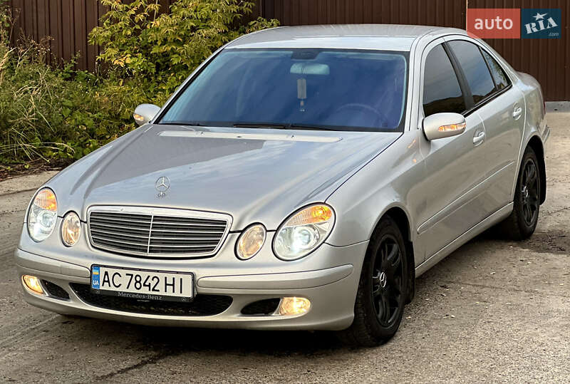 Mercedes-Benz E-Class 2003