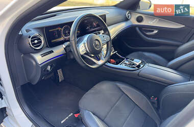 Седан Mercedes-Benz E-Class 2018 в 