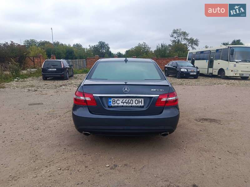 Седан Mercedes-Benz E-Class 2011 в Дрогобыче