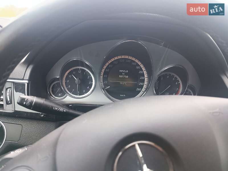 Седан Mercedes-Benz E-Class 2011 в Дрогобыче