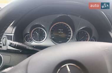 Седан Mercedes-Benz E-Class 2011 в 