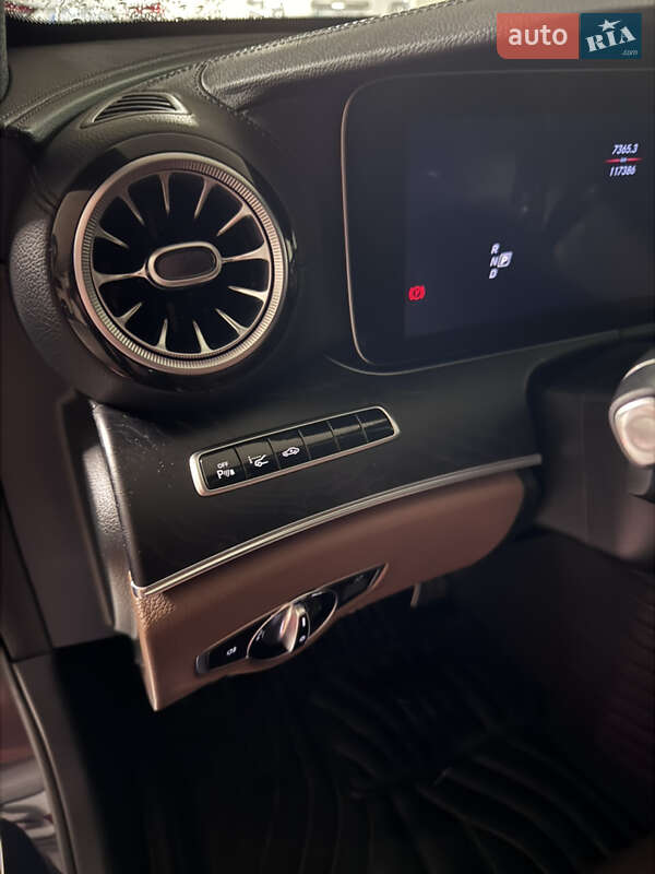 Седан Mercedes-Benz E-Class 2018 в Киеве