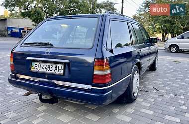 Универсал Mercedes-Benz E-Class 1987 в 