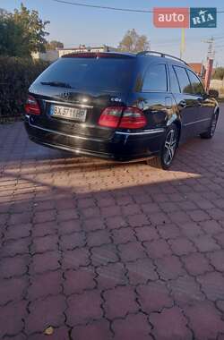 Универсал Mercedes-Benz E-Class 2008 в 