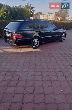 Универсал Mercedes-Benz E-Class 2008 в 