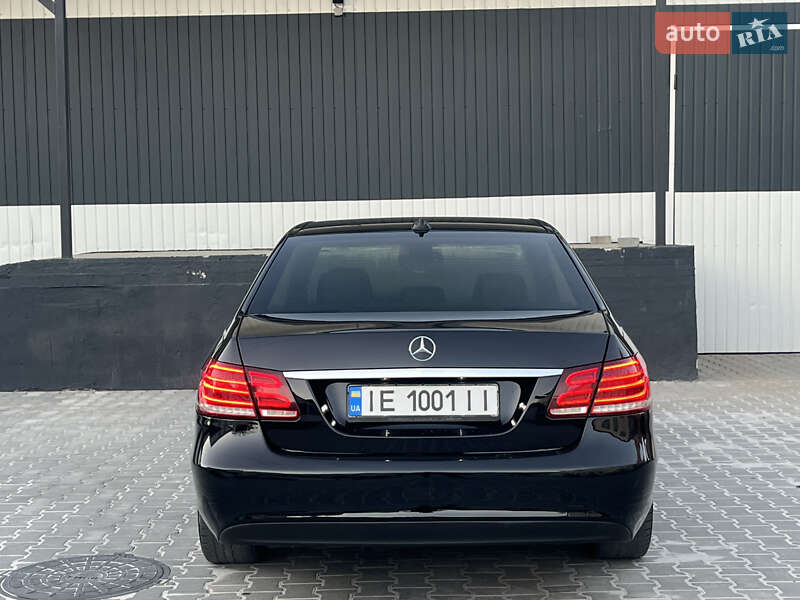 Седан Mercedes-Benz E-Class 2014 в Черновцах