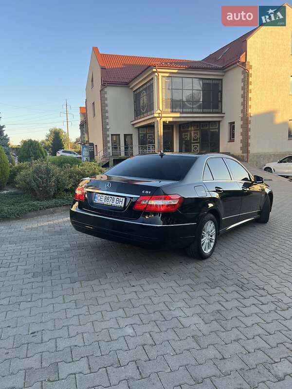 Седан Mercedes-Benz E-Class 2012 в Черновцах