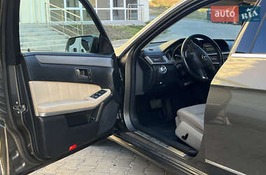 Универсал Mercedes-Benz E-Class 2011 в 