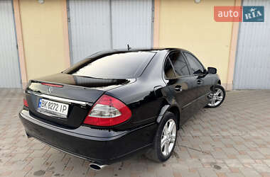 Седан Mercedes-Benz E-Class 2007 в 