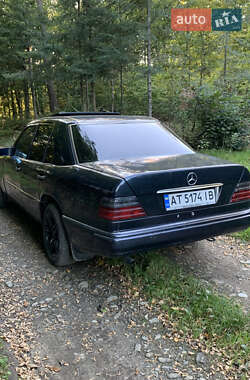 Седан Mercedes-Benz E-Class 1995 в 