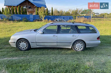 Универсал Mercedes-Benz E-Class 2001 в 