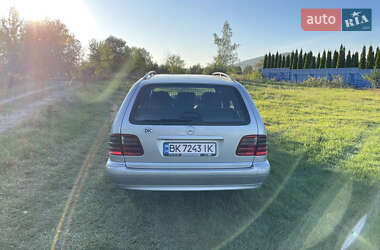 Универсал Mercedes-Benz E-Class 2001 в 