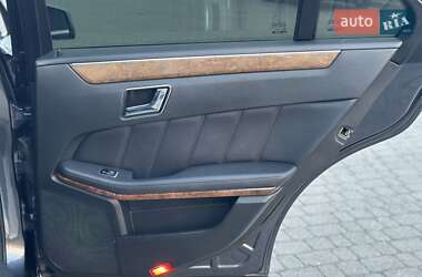 Седан Mercedes-Benz E-Class 2011 в 