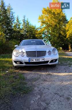 Седан Mercedes-Benz E-Class 2007 в Виннице