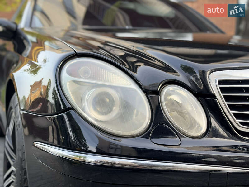 Седан Mercedes-Benz E-Class 2005 в Львове