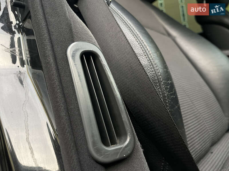 Седан Mercedes-Benz E-Class 2005 в Львове