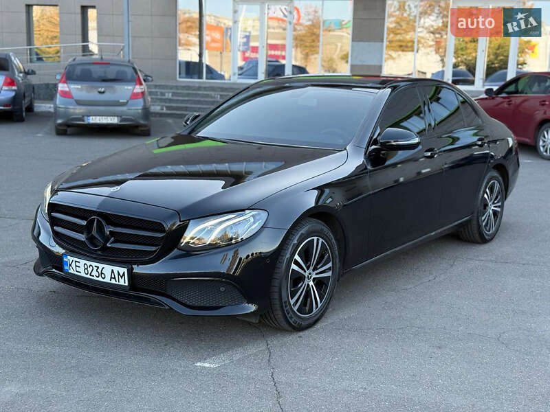 Седан Mercedes-Benz E-Class 2019 в Киеве