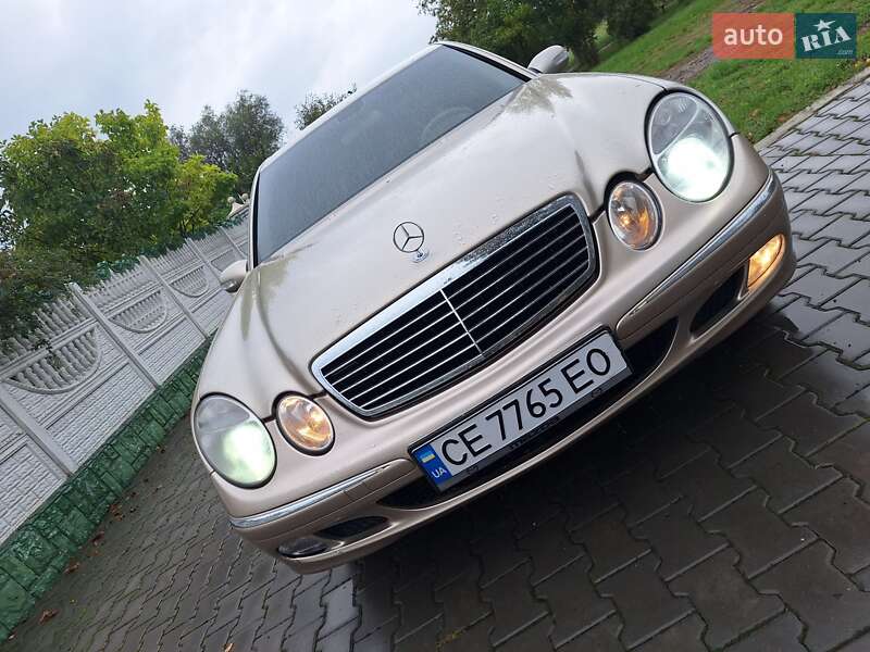 Седан Mercedes-Benz E-Class 2002 в Черновцах