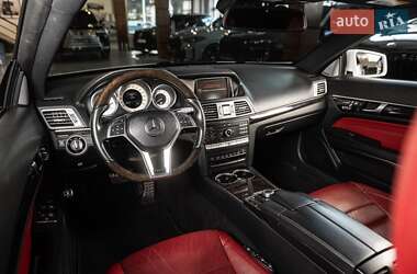 Купе Mercedes-Benz E-Class 2016 в 