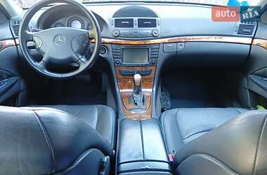 Седан Mercedes-Benz E-Class 2004 в 