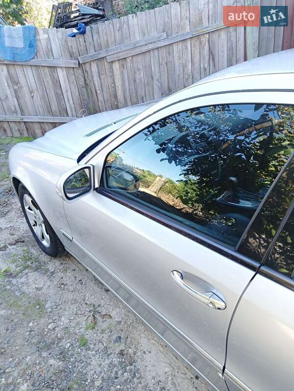 Седан Mercedes-Benz E-Class 2004 в Хмельницком