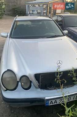 Универсал Mercedes-Benz E-Class 2000 в 