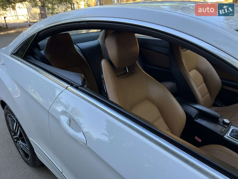 Купе Mercedes-Benz E-Class 2012 в Одессе