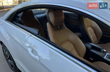Купе Mercedes-Benz E-Class 2012 в 