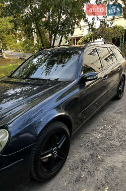 Универсал Mercedes-Benz E-Class 2003 в 
