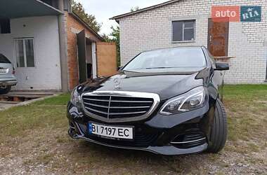 Седан Mercedes-Benz E-Class 2015 в Глобиному