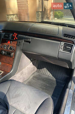 Седан Mercedes-Benz E-Class 1997 в 