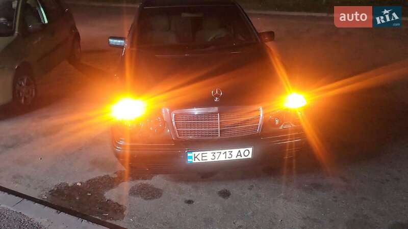 Mercedes-Benz E-Class 1998