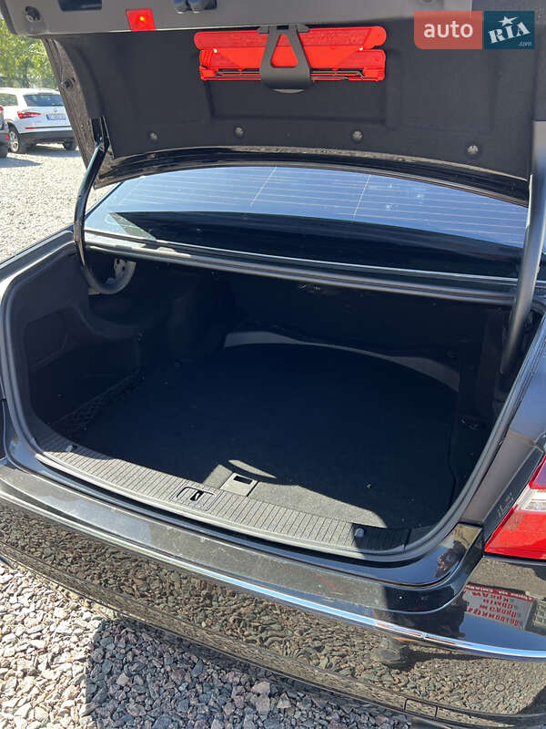 Седан Mercedes-Benz E-Class 2011 в Черкассах