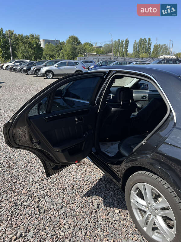 Седан Mercedes-Benz E-Class 2011 в Черкассах
