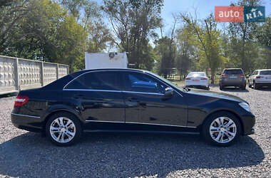 Седан Mercedes-Benz E-Class 2011 в 