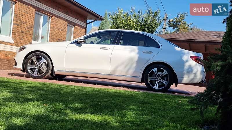 Седан Mercedes-Benz E-Class 2018 в 