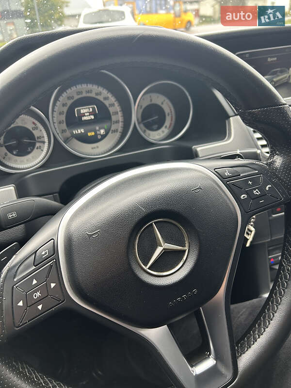 Седан Mercedes-Benz E-Class 2015 в Стрые