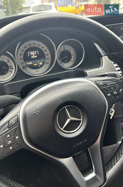 Седан Mercedes-Benz E-Class 2015 в 