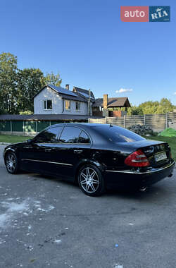 Седан Mercedes-Benz E-Class 2002 в 