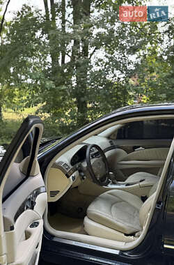 Седан Mercedes-Benz E-Class 2002 в 