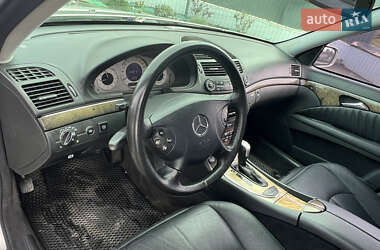 Седан Mercedes-Benz E-Class 2004 в 