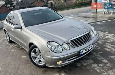 Седан Mercedes-Benz E-Class 2004 в Городенке