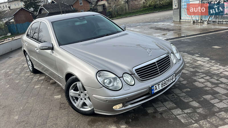 Седан Mercedes-Benz E-Class 2004 в 