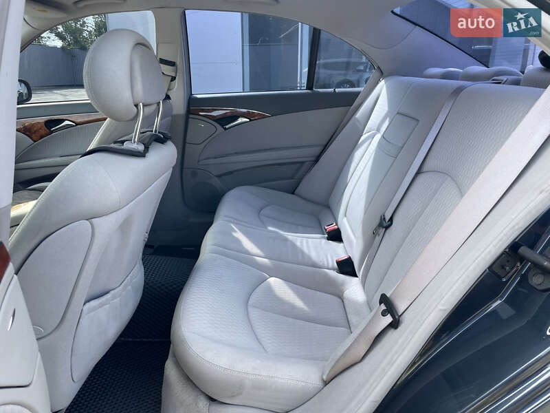 Седан Mercedes-Benz E-Class 2002 в Полтаве