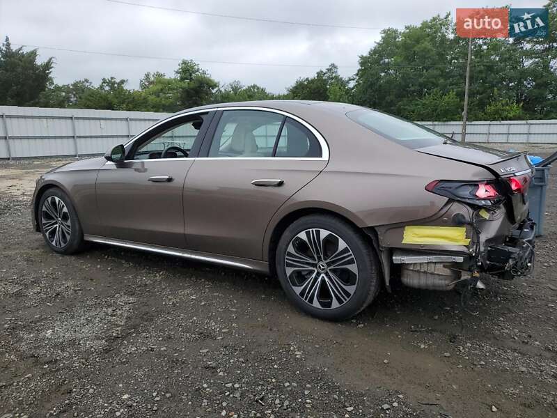 Седан Mercedes-Benz E-Class 2025 в Львове