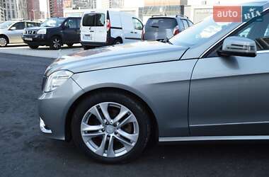 Седан Mercedes-Benz E-Class 2010 в 