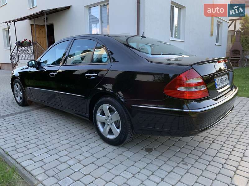 Седан Mercedes-Benz E-Class 2004 в Ивано-Франковске