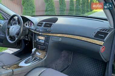Седан Mercedes-Benz E-Class 2004 в 