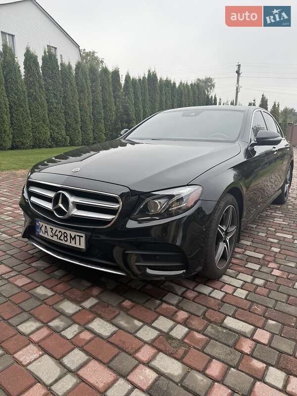 Седан Mercedes-Benz E-Class 2017 в 